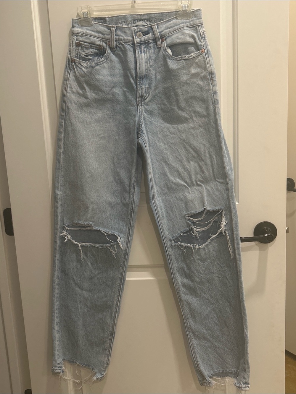 American Eagle Outfitters Light Blue Distressed High-Rise Jeans